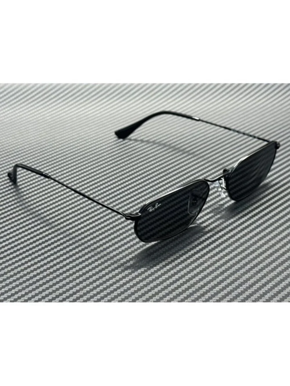 Ray-Ban new tags